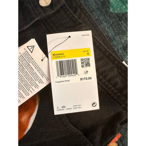 NWT Air Jordan Printed Skirt Size Small - Picture 8 of 9